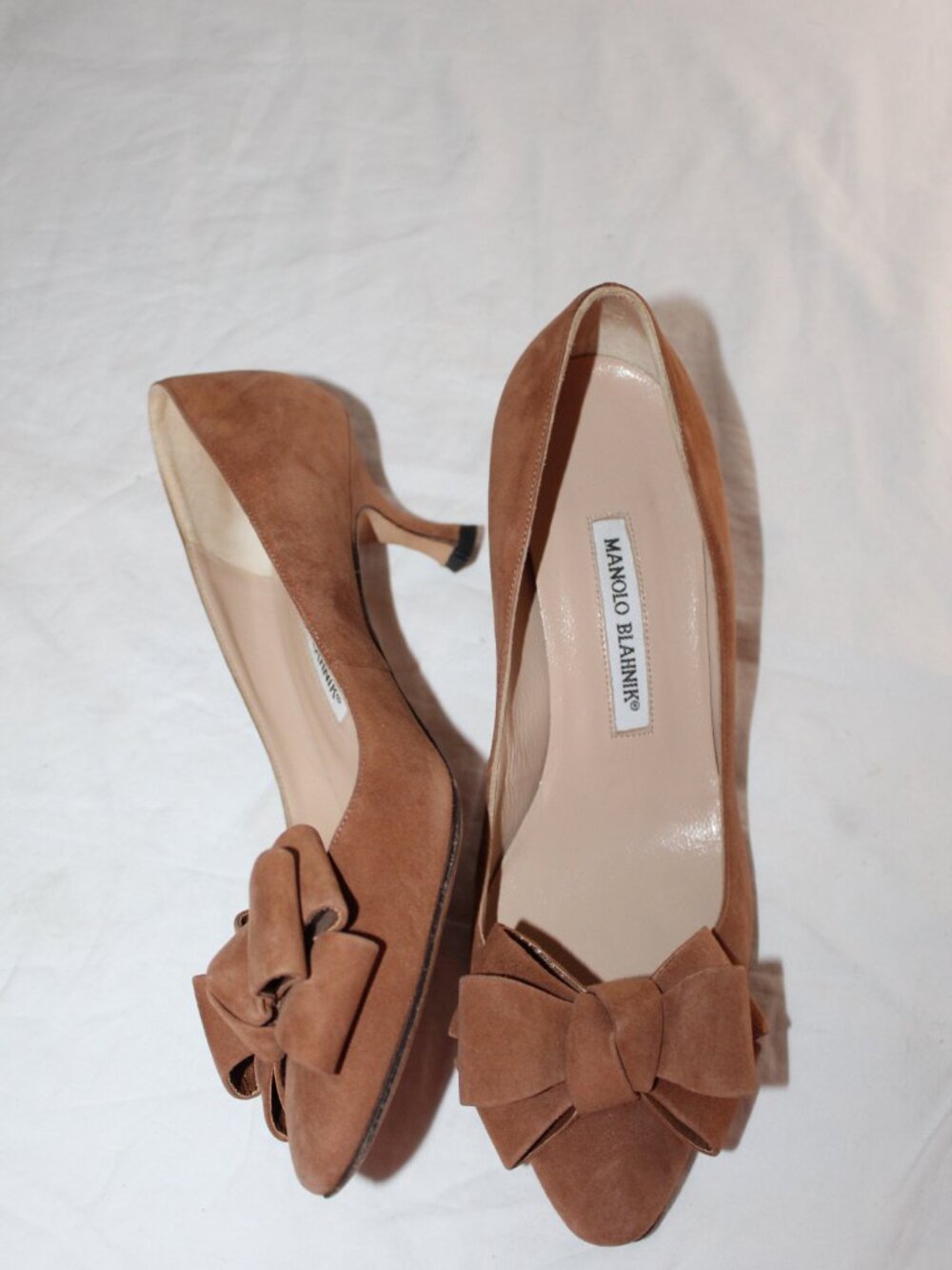 Manolo Blahnik Brown Suede Leather Bow Kitten Heel Pumps 38.5